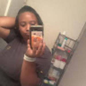 Meet your Posher, Cora